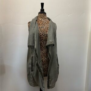 Women's Green Sleeveless Vest